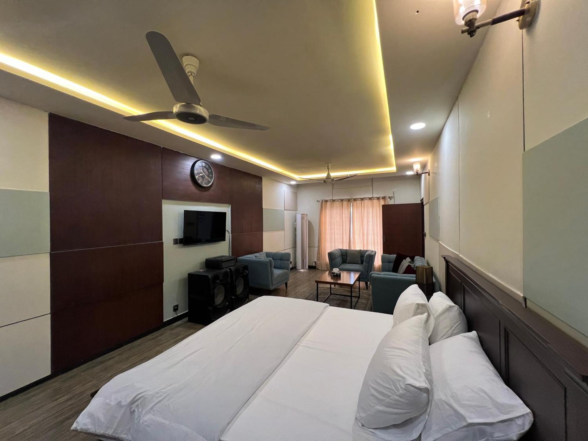 Deluxe King Room In Silverscape Residence Rávalpindí Exteriér fotografie