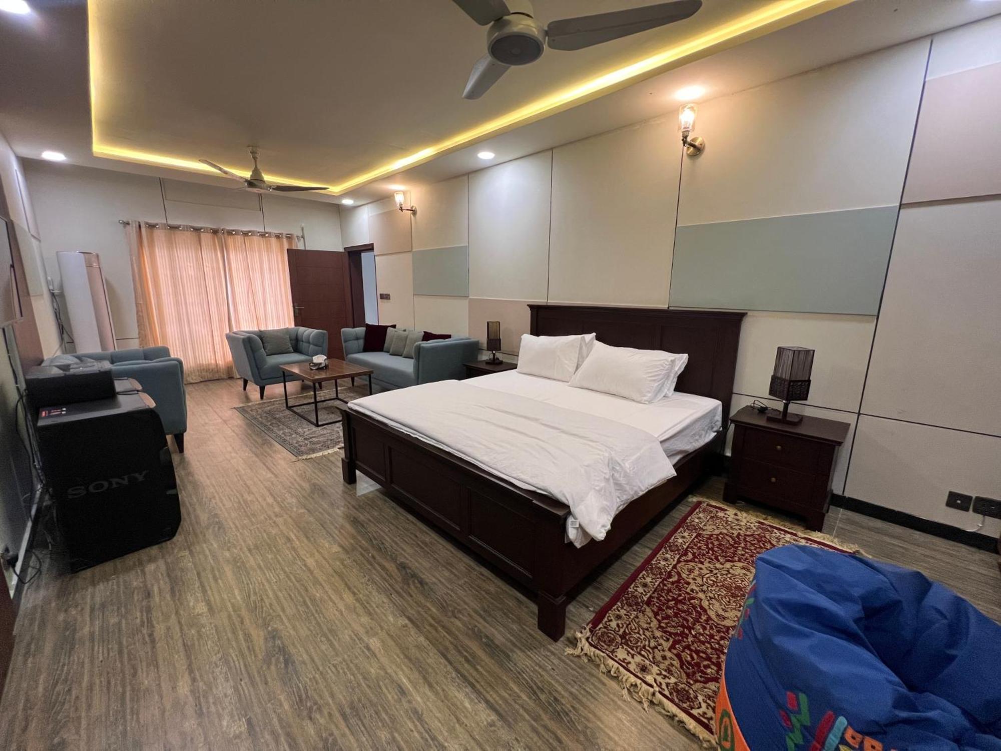 Deluxe King Room In Silverscape Residence Rávalpindí Exteriér fotografie